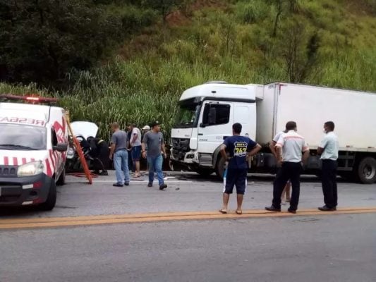 Homem é a segunda vítima de acidente em São Gonçalo; criança está em estado grave