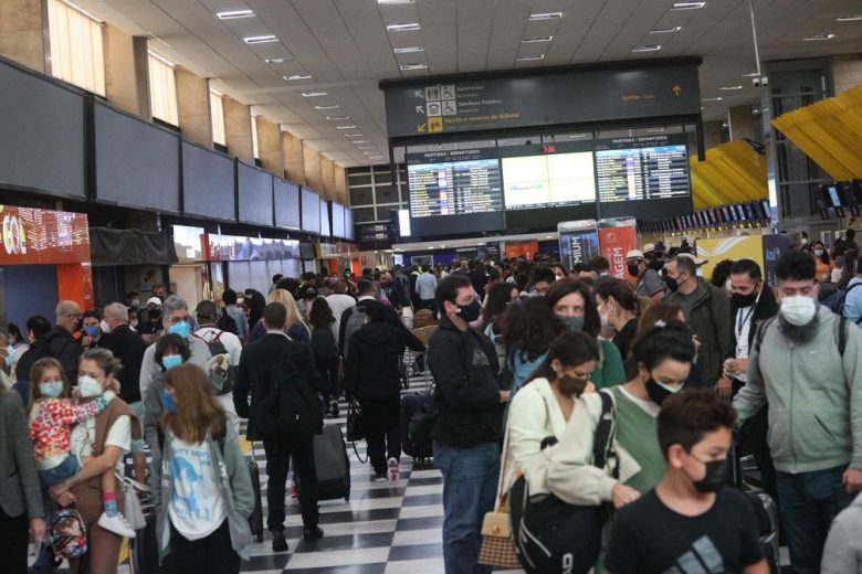 Por que tantos voos estão sendo cancelados nos aeroportos de São Paulo?