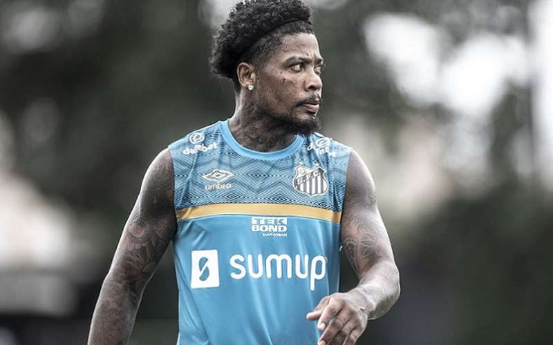 Flamengo conversa com o Santos para contratar Marinho