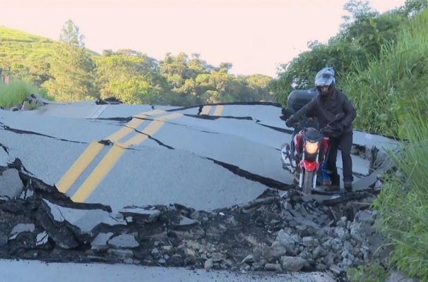 Novos deslocamentos aumentam perigo na BR-381 em Nova Era