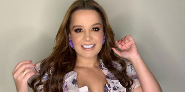 Susto: avião com cantora Maiara bate em pássaro e faz pouso forçado