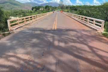 Interdição total: ponte do Rio Jequitinhonha, na CMG-367, é fechada