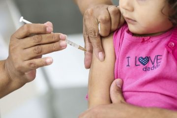 Covid: Monlevade volta a vacinar crianças de seis meses a menores de 3 anos