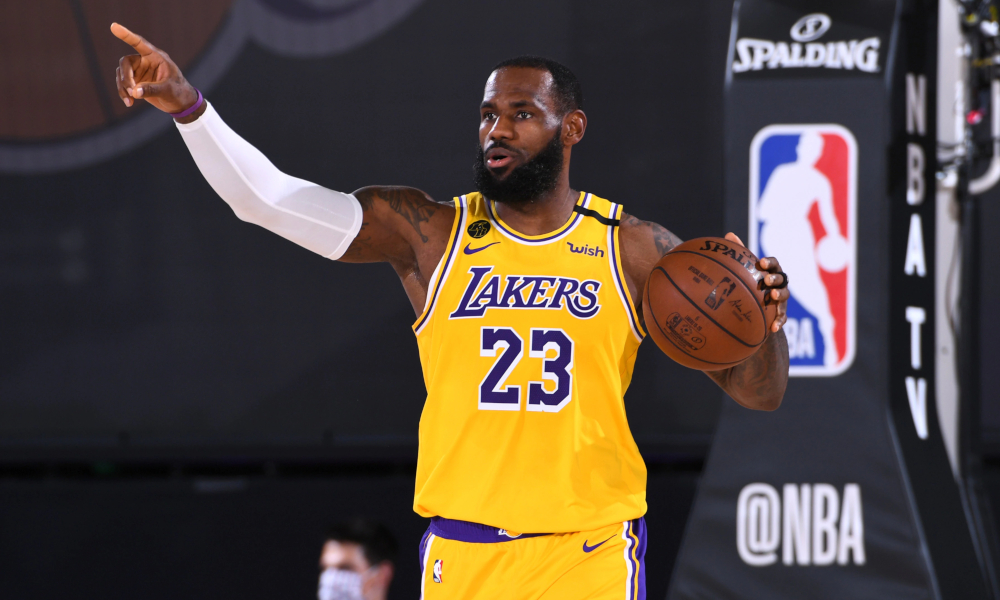 Lendário! LeBron James é o maior pontuador da história na NBA