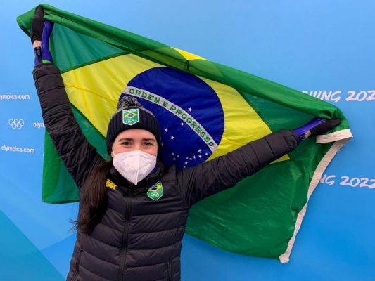 Jogos de Inverno: Nicole Silveira tem o melhor desempenho do Brasil em esportes de gelo