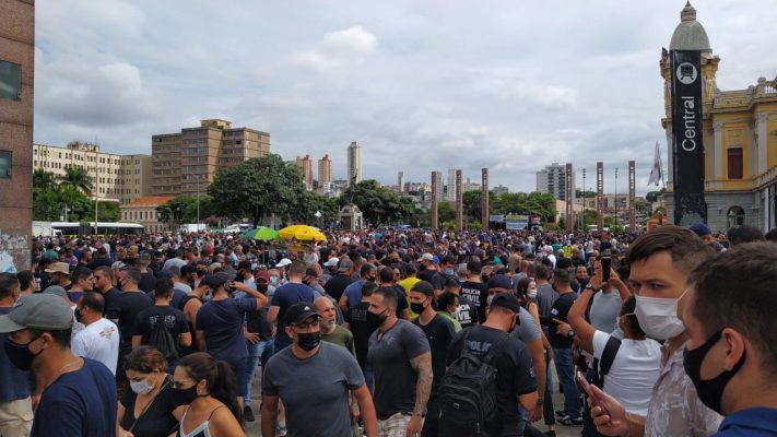 Forças de segurança de Minas aprovam greve e pressiona governo por reajuste salarial