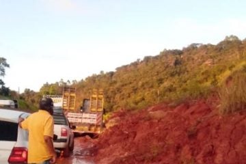 BR 381, em Bom Jesus do Amparo, fica travada na manhã desta quinta-feira, no sentido BH