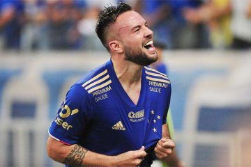 Meia do Cruzeiro desabafa sobre violência no futebol: “Até quando?”