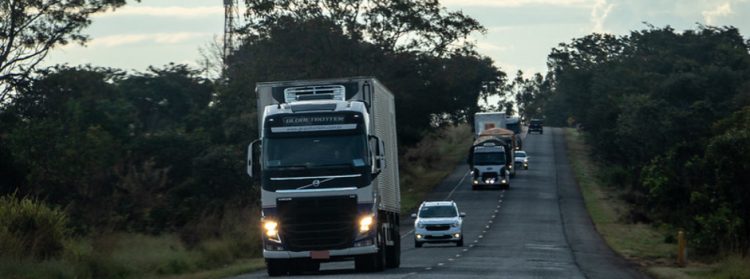 definidas-restricoes-de-circulacao-de-veiculos-de-carga-durante-feriados-de-2022