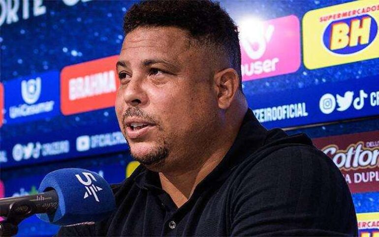 Ronaldo revê trajetória de ascensão meteórica, dramas e sucesso em documentário