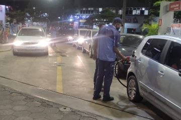 Postos de gasolina de Itabira e BH registram filas nesta quinta-feira