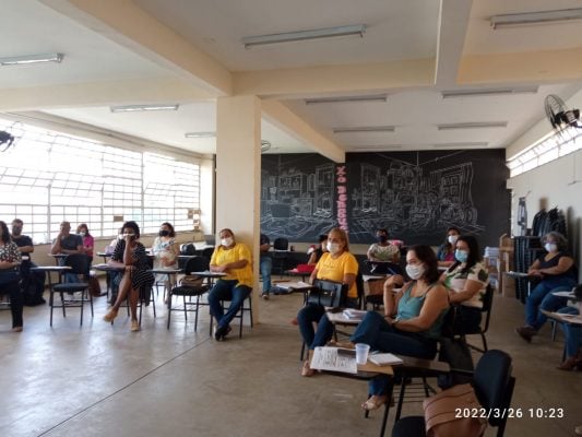 Itabira: sábado letivo na rede municipal de ensino tem capacitação para profissionais