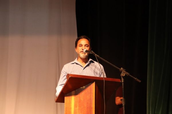 Programa de estágio municipal: Prefeito de Itabira acompanha evento