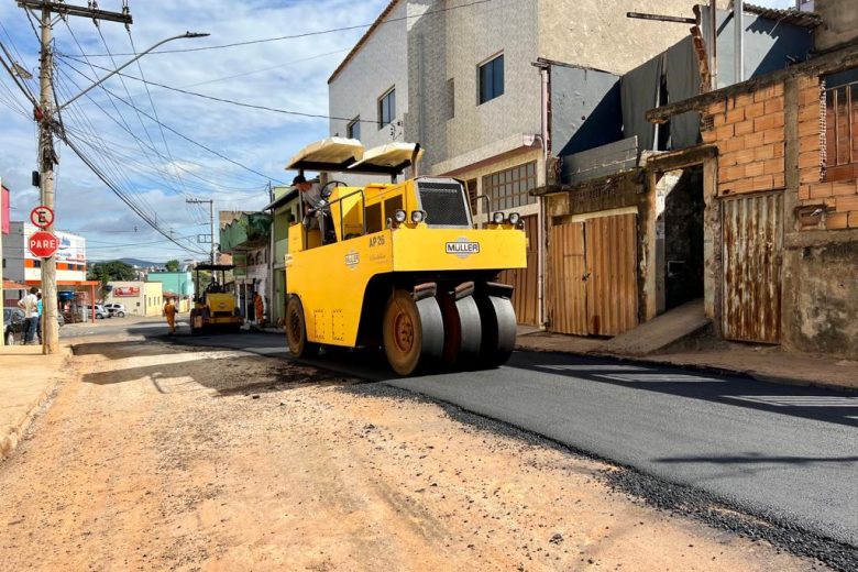 Obras na rua Valdemar de Alvarenga Lage podem ser concluídas nesta semana