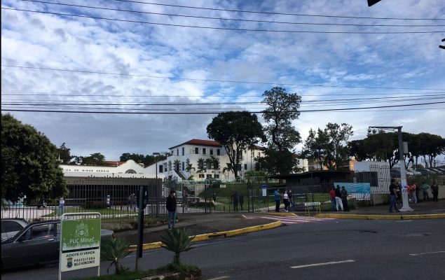 PUC Minas - universidade/ faculdade de Comunicação e Artes