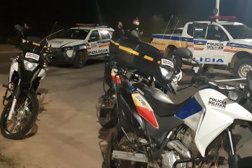 PM apreende drogas e munições após tiros na rua Diamantina