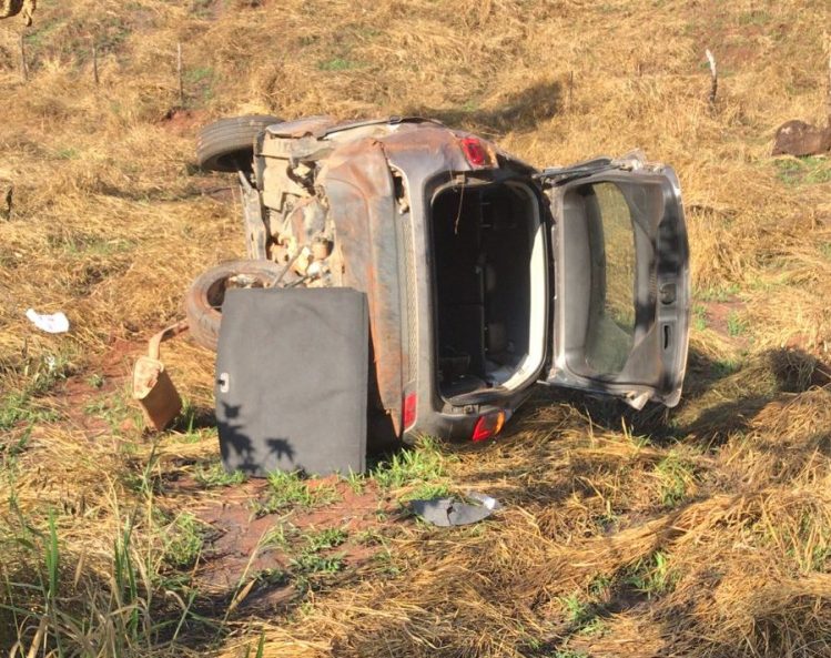 Médico fica ferido em acidente na MG-436, em Barão de Cocais