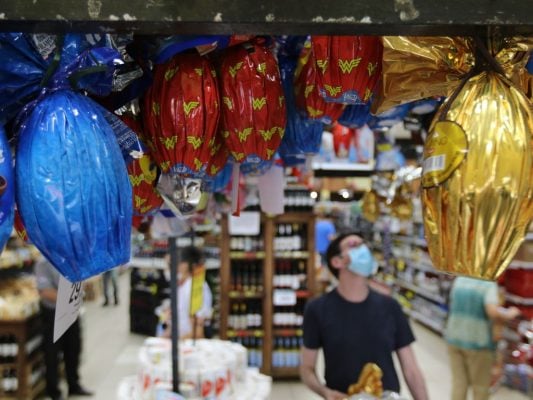 Inflação deixa chocolate mais caro; bombons viram alternativas aos ovos de Páscoa