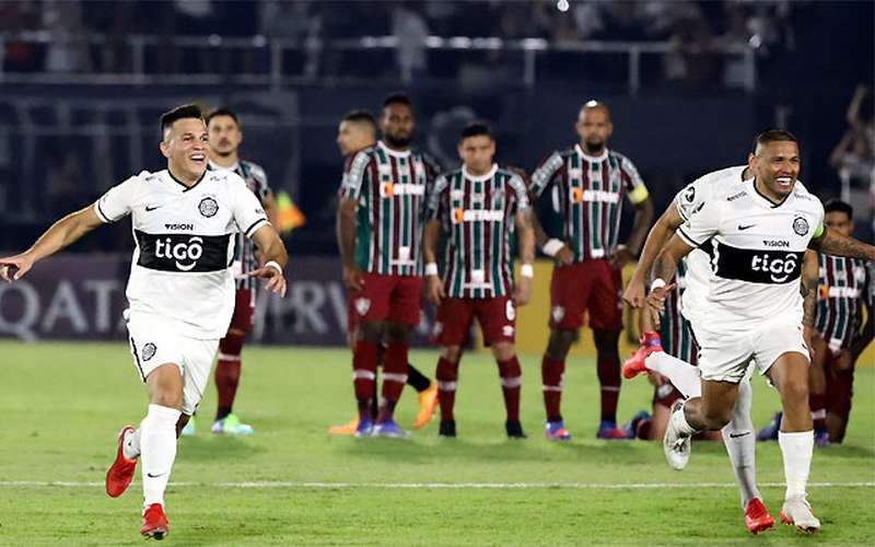 Fluminense perde para o Olimpia nos pênaltis e está fora da Libertadores