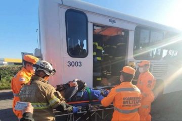 Cinco pessoas ficam feridas em acidente no Anel Rodoviário