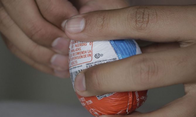 Se liga: Anvisa recebe alerta internacional sobre salmonela em Kinder Ovo