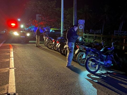 PRF prende 12 pessoas por prática de “racha” em rodovia e apreende 9 motos