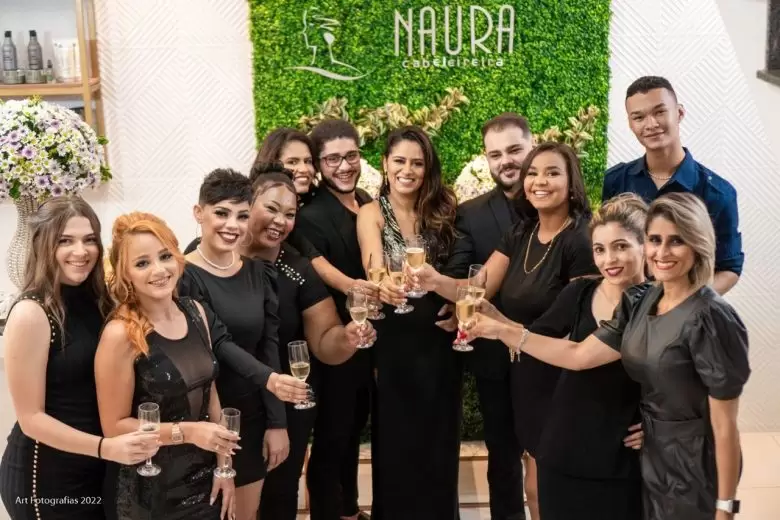 Salão Naura Cabeleireira: 25 anos de sucesso e dedicação