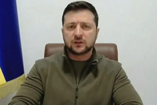 Zelensky afirma que Putin usa energia "como arma" ao cortar gás de Bulgária e Polônia