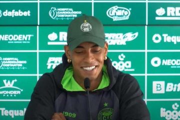 ‘Alef Manga é melhor’: jogador do Coritiba se vê acima de Hulk, do Atlético