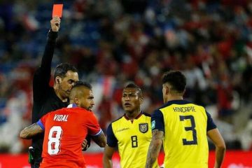 Árbitro de jogo do Atlético fez história na Europa e no Gre-Nal