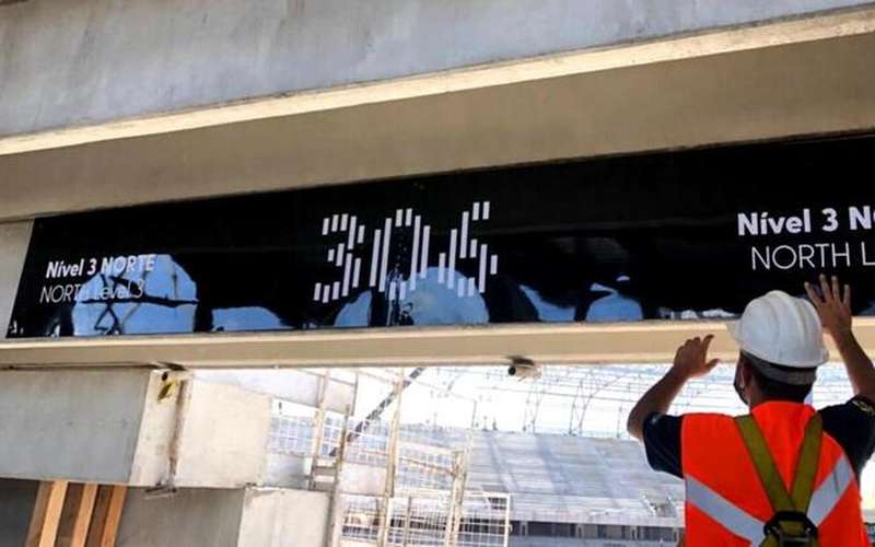 Atlético inicia testes para implantar identidade visual na Arena MRV
