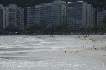 Vish! Pesquisa da UFF comprova existência de superbactérias nas praias