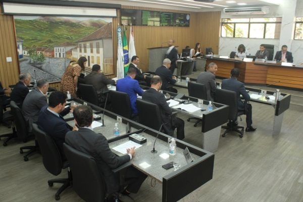 Câmara de Itabira cria prêmio para homenagear mulheres empreendedoras