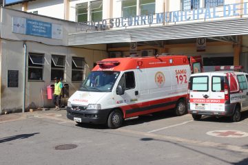 Casal fica ferido em acidente na rua Humberto Campos