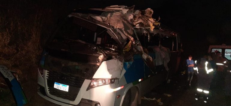 Acidente grave deixa três mortos e 13 feridos na estrada de Nova Era