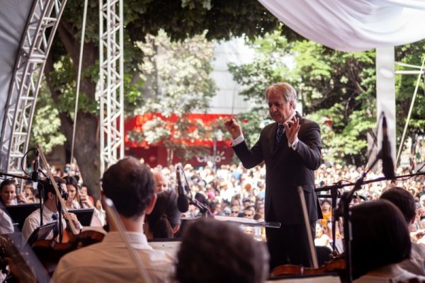 Orquestra Filarmônica reúne 6.700 pessoas em concerto gratuito na Praça da Savassi