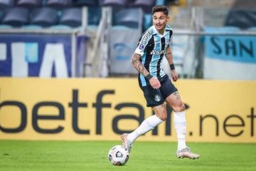 Diogo Barbosa, do Grêmio, deverá ser titular contra o Cruzeiro na Série B