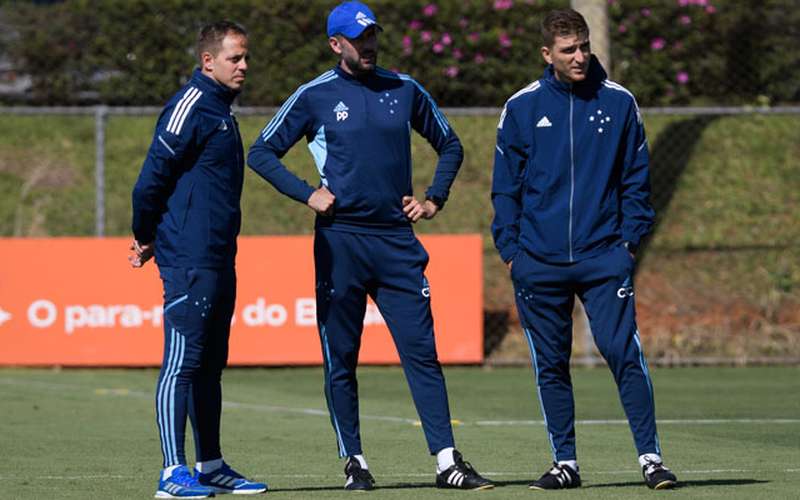 Diretor cita condições ‘inegociáveis’ para um ‘camisa 10’ jogar no Cruzeiro