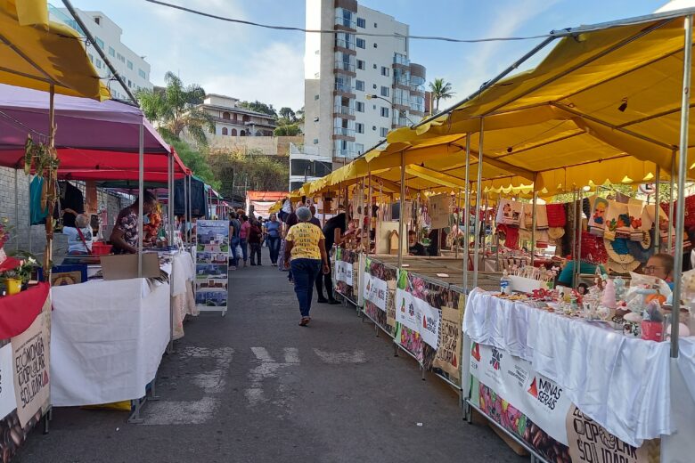 Comerciantes aprovam local da Feira de Economia Popular Solidária em Monlevade