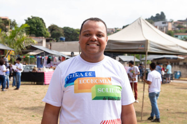 Feira de Economia Solidária e Meio Ambiente movimenta o bairro Pedreira