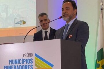 Prêmio Municípios Mineradores: Itabira vence na categoria Gestão e Marco Antônio Lage discursa em Brasília