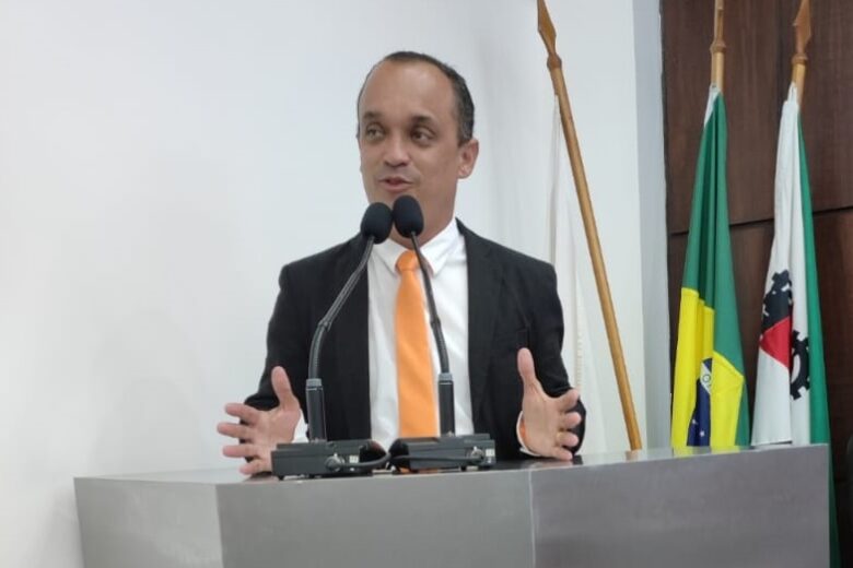 Rota Escolar pode ter monitoramento por GPS em Monlevade