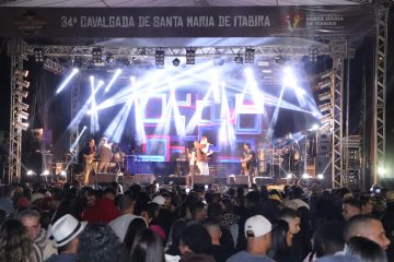 GALERIA DE FOTOS: sertanejos contagiam o público na 34ª Cavalgada de Santa Maria