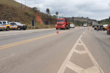 Polícia Rodoviária intercepta micro-ônibus que seguia com drogas para Ipoema