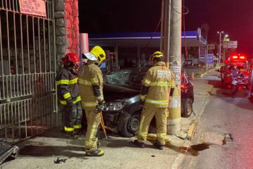 Em BH: casal embriagado bate carro em poste e homem foge do local