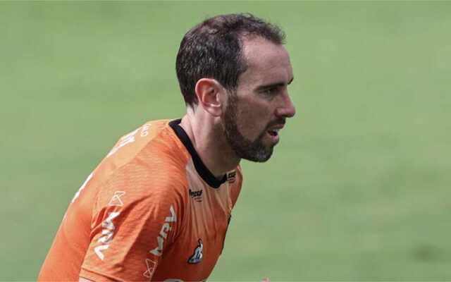 Após deixar o Atlético-MG, Diego Godín acerta ida para o Vélez Sarsfield