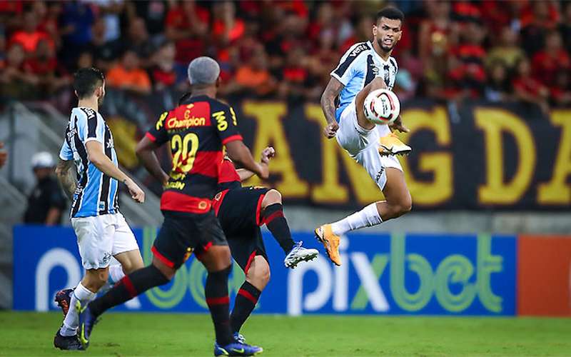 Gr&Atilde;&ordf;mio empata com o Sport e desperdi&Atilde;&sect;a chance de entrar no G4 da S&Atilde;&copy;rie B