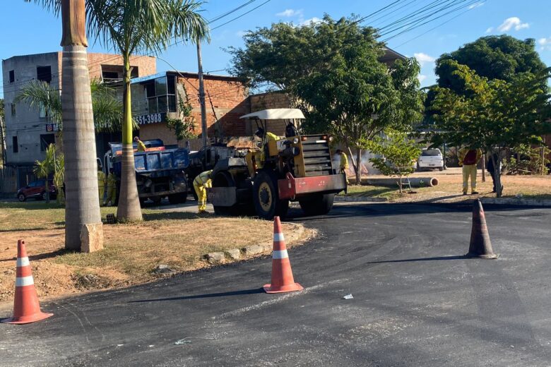 Prefeitura de Ipatinga conclui obras de rede de esgoto e avança correções asfálticas
