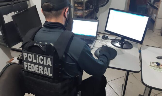 Homem usava Correios para fazer tráfico internacional de armas