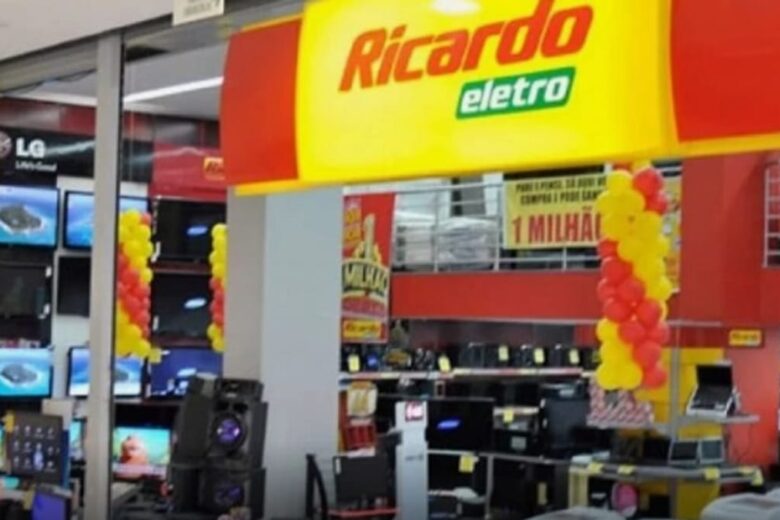 Fundador e diretor da Ricardo Eletro são denunciados por sonegação de R$ 86 milhões